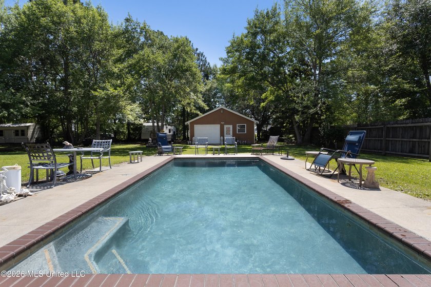 Welcome to 918 N Country Club Lane - a beautifully maintained - photo 39