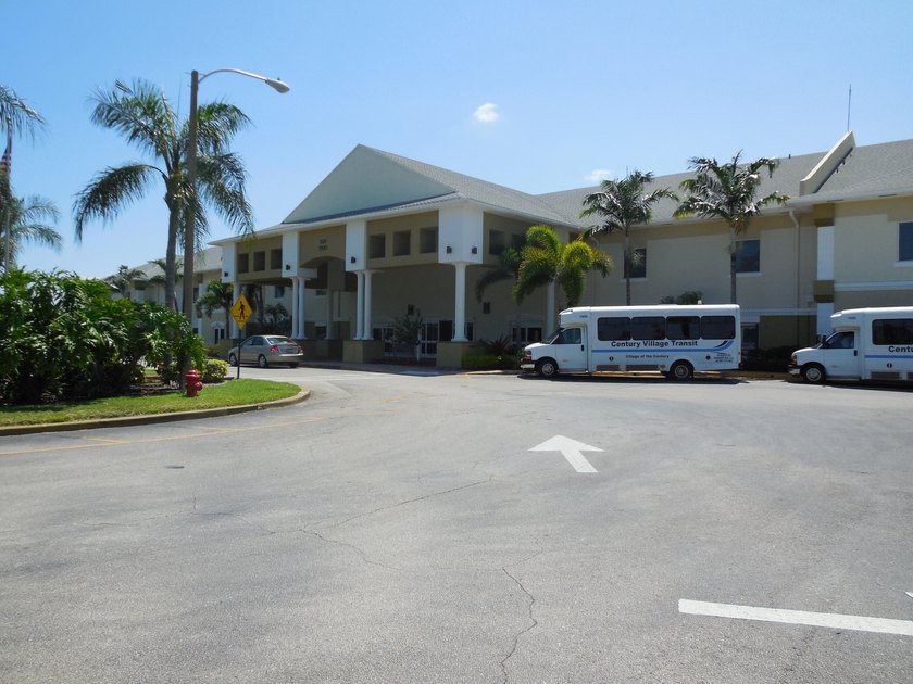 Welcome to the paradise of South Florida, resort-style social - photo 25