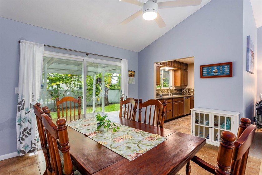 This flexible single-level home offers 3 bedrooms and 2 - photo 9