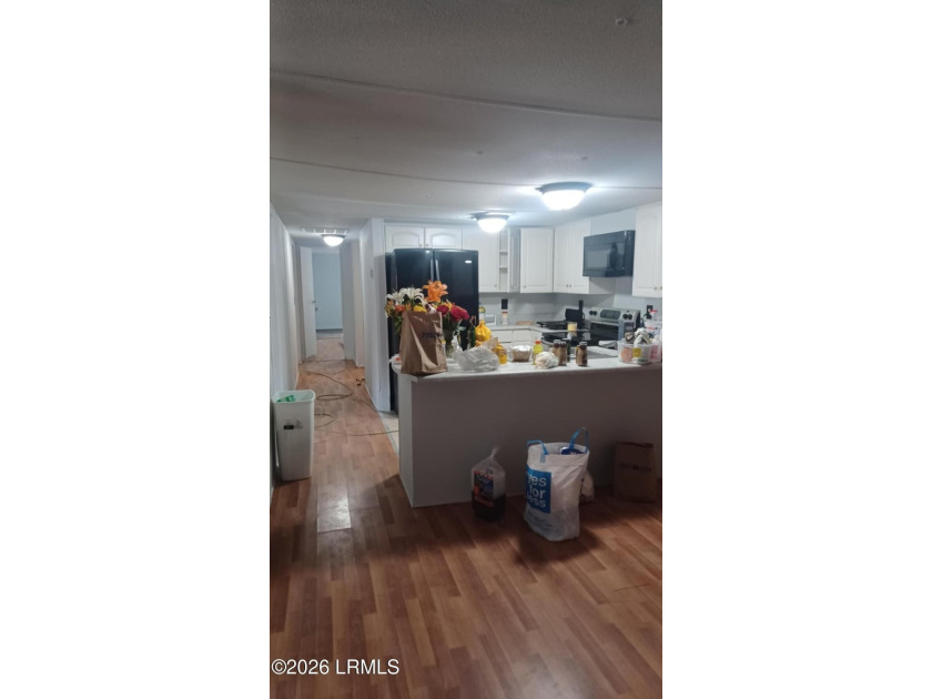 HUGE PRICE REDUCTION! Owners say sell! Privacy, lots of room for - photo 6