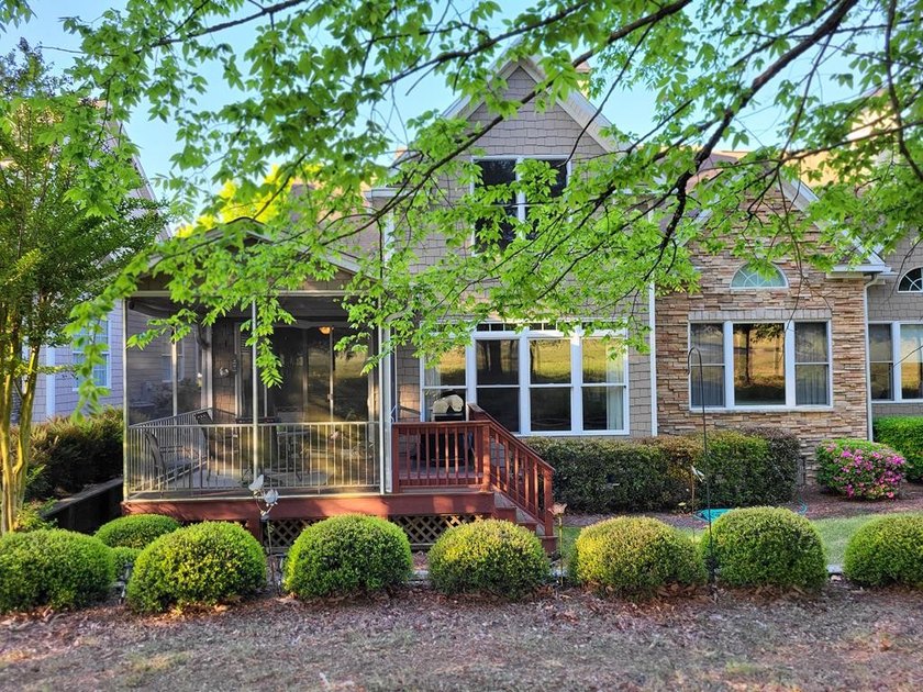 This beautiful 3 bedroom, 3.5-bath Townhome is nestled on a - photo 42