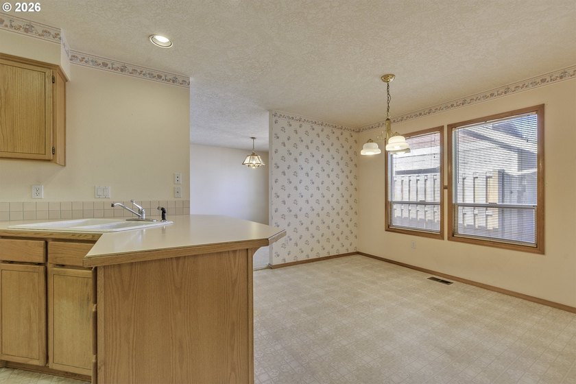 Open House - Friday 7/24, 5pm-7pm, Saturday 7/25, 12pm-2pm - photo 16