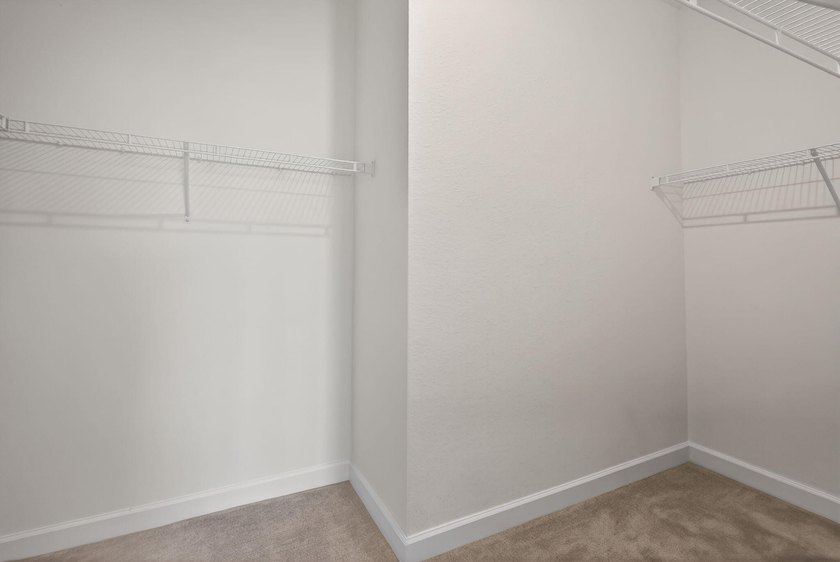 GORGEOUS CORNER UNIT W/ OPEN FLOOR PLAN &amp; PLENTY OF WINDOWS - photo 30