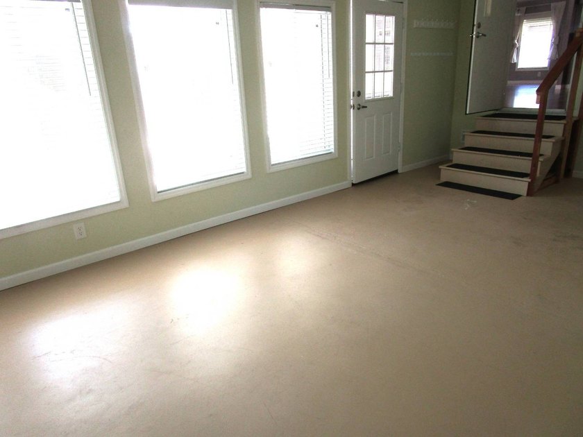 This motivated seller is ready to make a deal. Don't miss this - photo 4