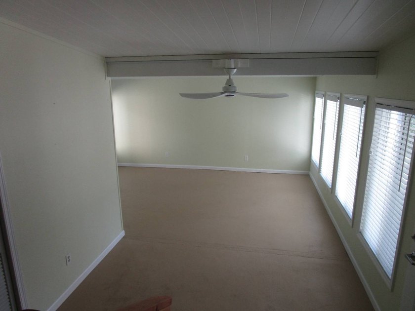 This motivated seller is ready to make a deal. Don't miss this - photo 5