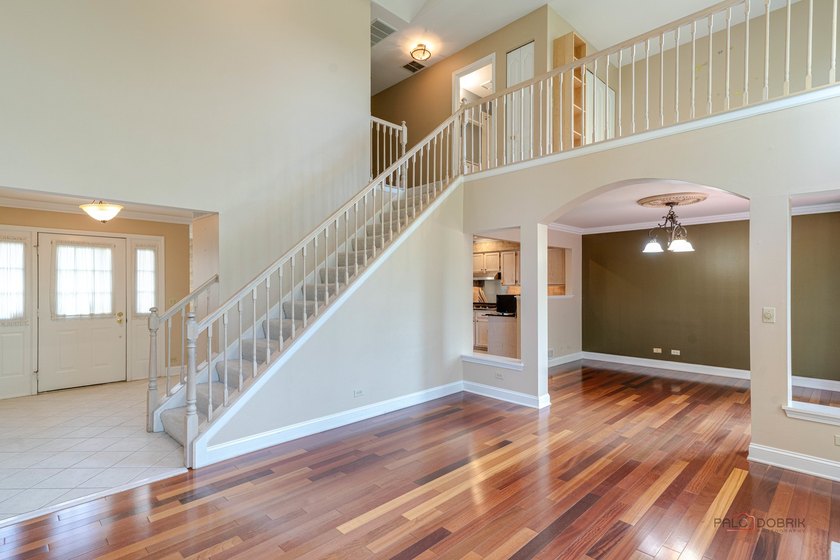 Welcome to one of the finest townhomes in the Schaumburg/Hoffman - photo 6