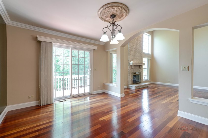 Welcome to one of the finest townhomes in the Schaumburg/Hoffman - photo 7