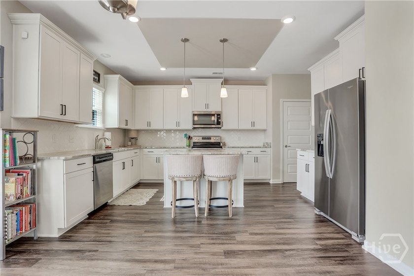 Built in 2020 and thoughtfully designed for everyday living - photo 15