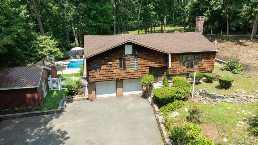 Beautifully updated Hi-Ranch on 1.5 private, park-like acres - photo 38