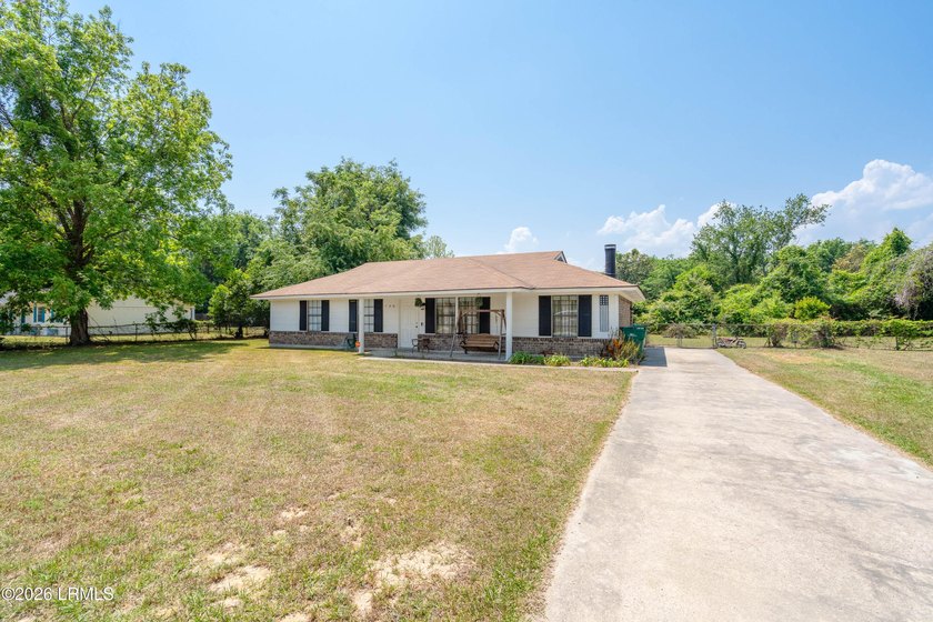 Welcome to 708 Dawn Street. A beautifully updated, move-in-ready - photo 4