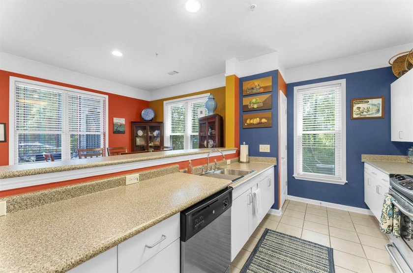 WOWZER...This condo is a Must See! Greeting you with exquisite - photo 5