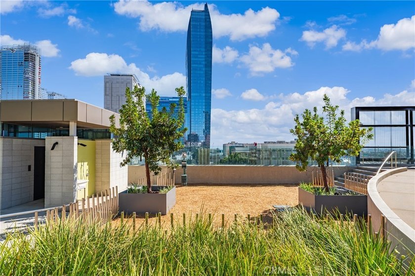 Welcome to 889 Francisco St 1210, a stylish 1-bedroom, 1-bath - photo 40