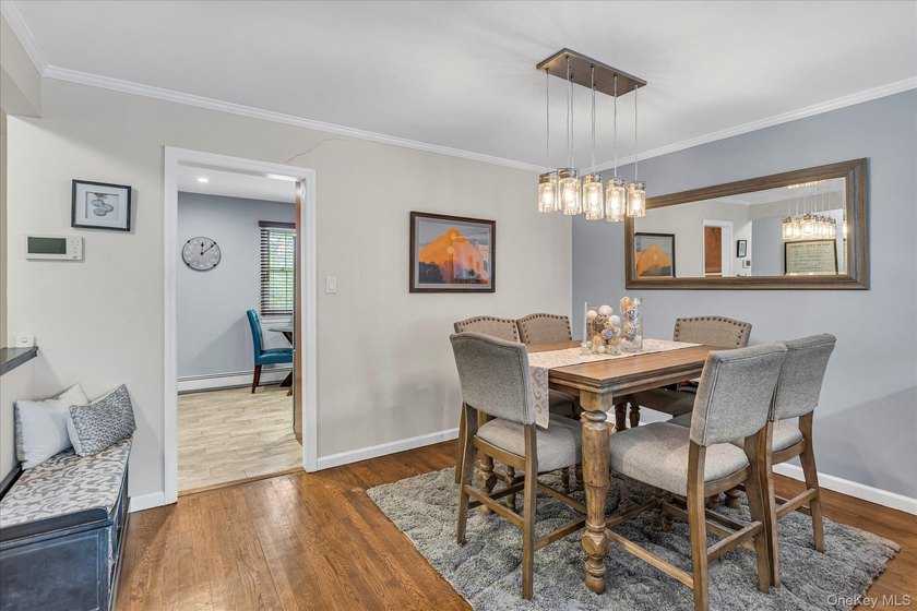 Welcome to a captivating residence at 5205 Wilshire Lane - photo 2