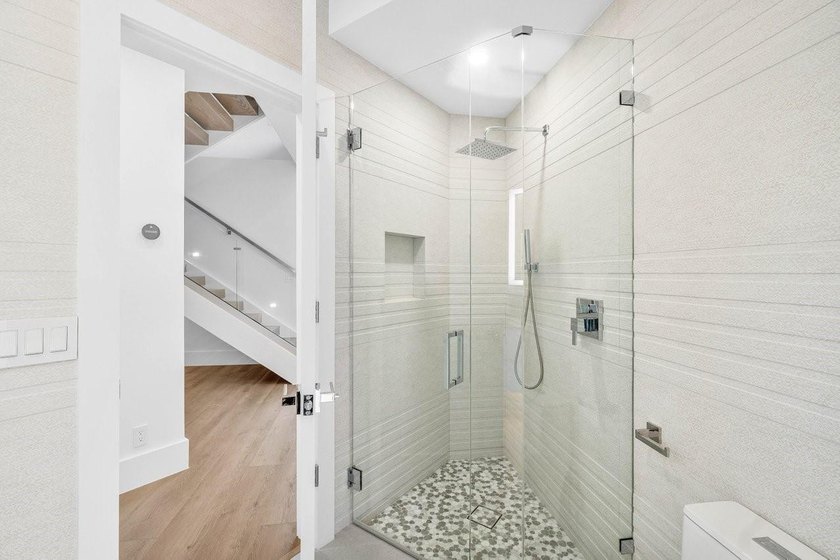 Located in the highly desirable Palm Beach Farms neighborhood &amp; - photo 15