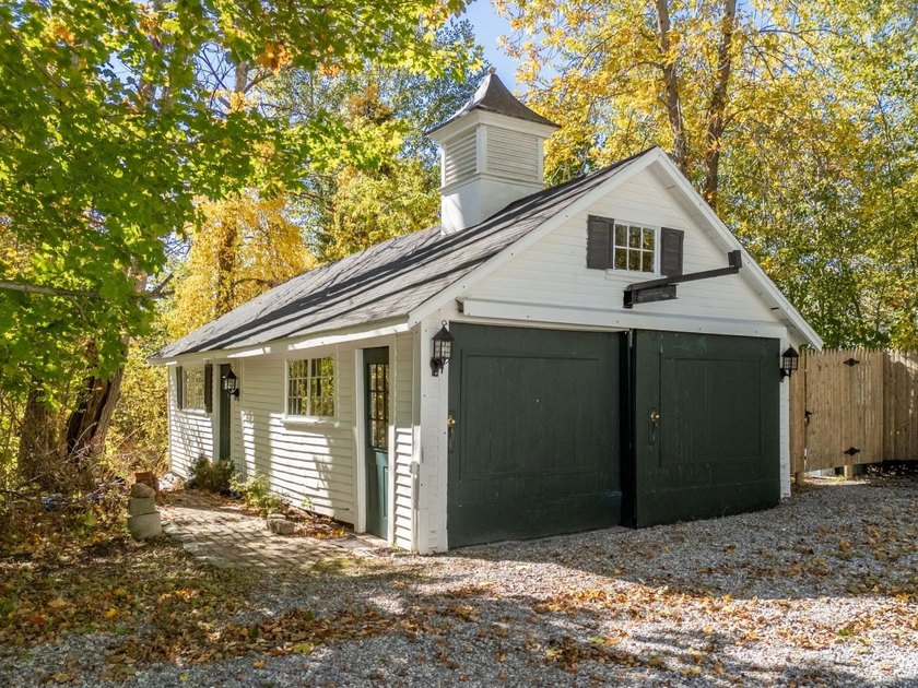 If you've been looking for a charming antique home close to - photo 10