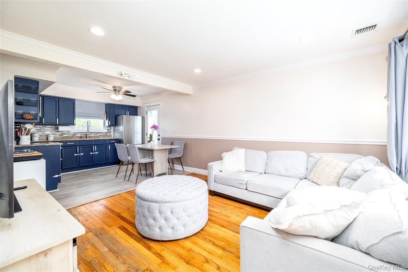 Welcome to this beautifully maintained and thoughtfully updated - photo 4