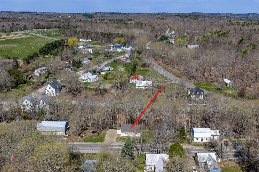 Charming Home in the Quaint Town of Freedom Nestled on a quiet - photo 25