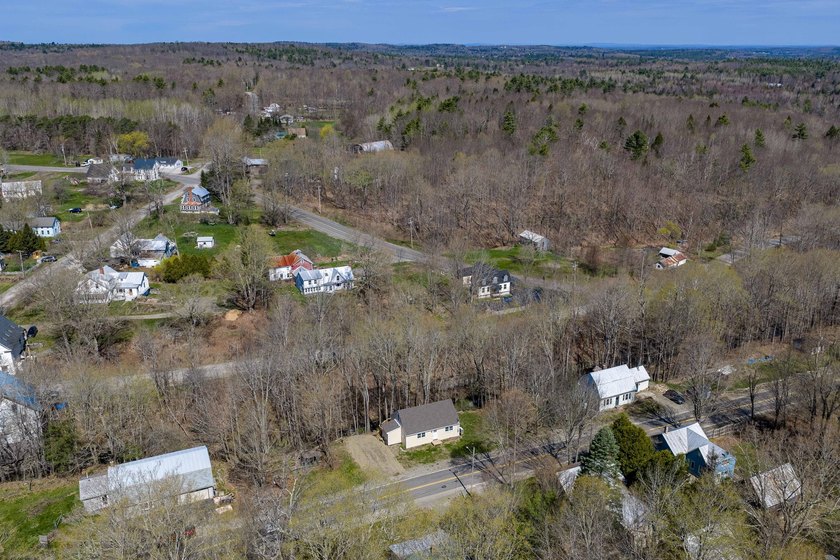 Charming Home in the Quaint Town of Freedom Nestled on a quiet - photo 27