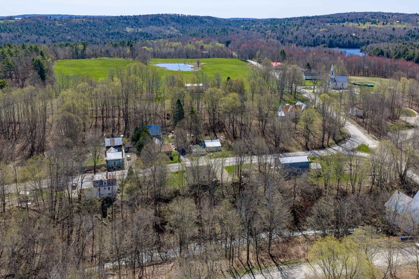 Charming Home in the Quaint Town of Freedom Nestled on a quiet - photo 31