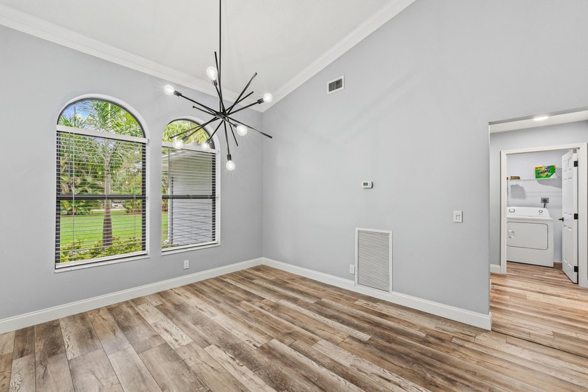 Beautifully updated 3-bedroom, 2-bath home with a 2-car garage - photo 12