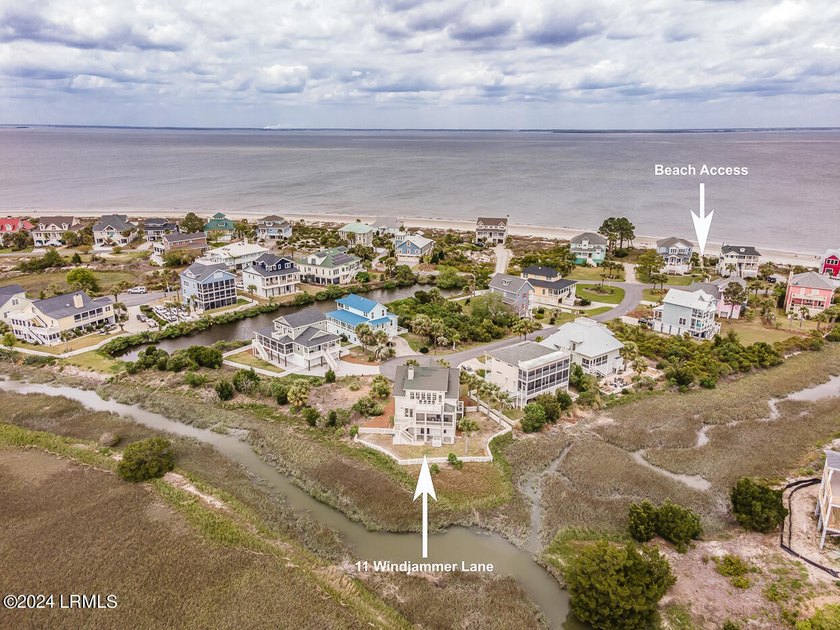 Must-See Harbor Island Gem! Welcome to your dream coastal - photo 3