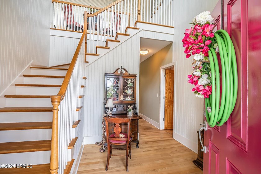 Must-See Harbor Island Gem! Welcome to your dream coastal - photo 6