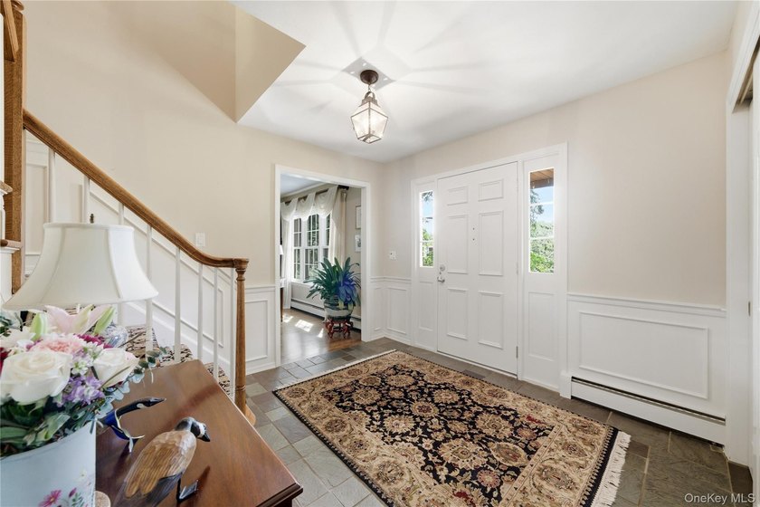 Welcome to this stately, immaculately maintained 4 bedroom, 2.5 - photo 6