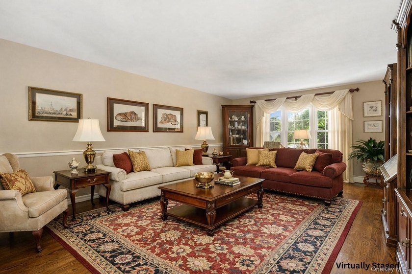 Welcome to this stately, immaculately maintained 4 bedroom, 2.5 - photo 10
