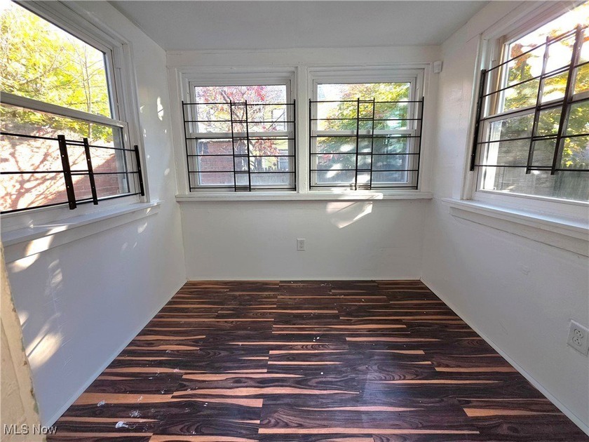 Welcome HOME to 9112 Parmelee Ave, in Cleveland! A charming and - photo 13
