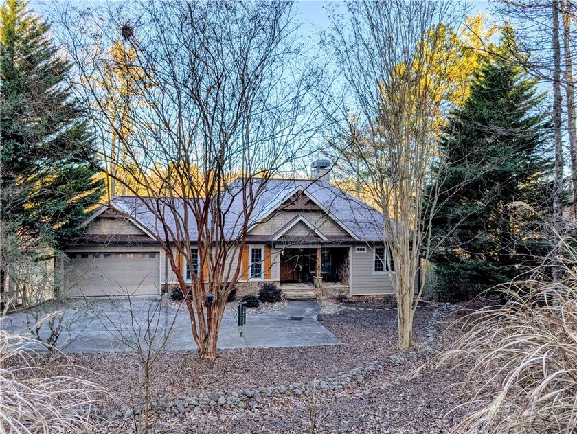 Lake Keowee Interior Home Site located in the Gated Subdivision - photo 7