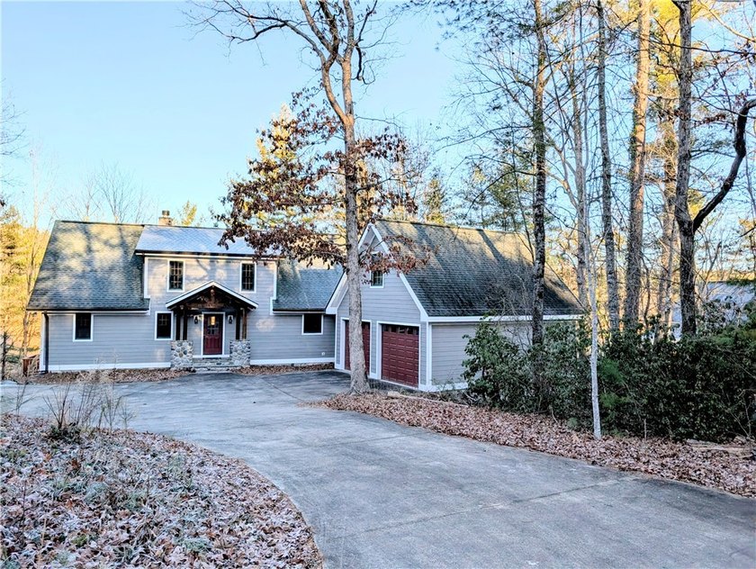 Lake Keowee Interior Home Site located in the Gated Subdivision - photo 8