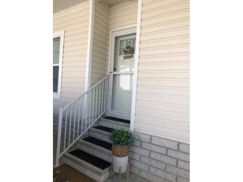 Lot #360 / 3 B / 3 BA / 1,992 Sq. Ft. / $209,800.00 Beautiful - photo 11