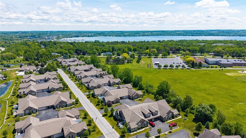 Welcome to 3238 Abbey Road, where luxury meets maintenance-free - photo 12