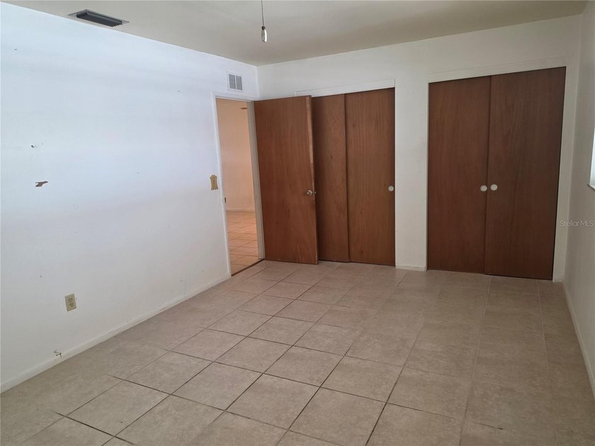 This just in! This spacious 2 Bedroom condo is waiting for its - photo 12
