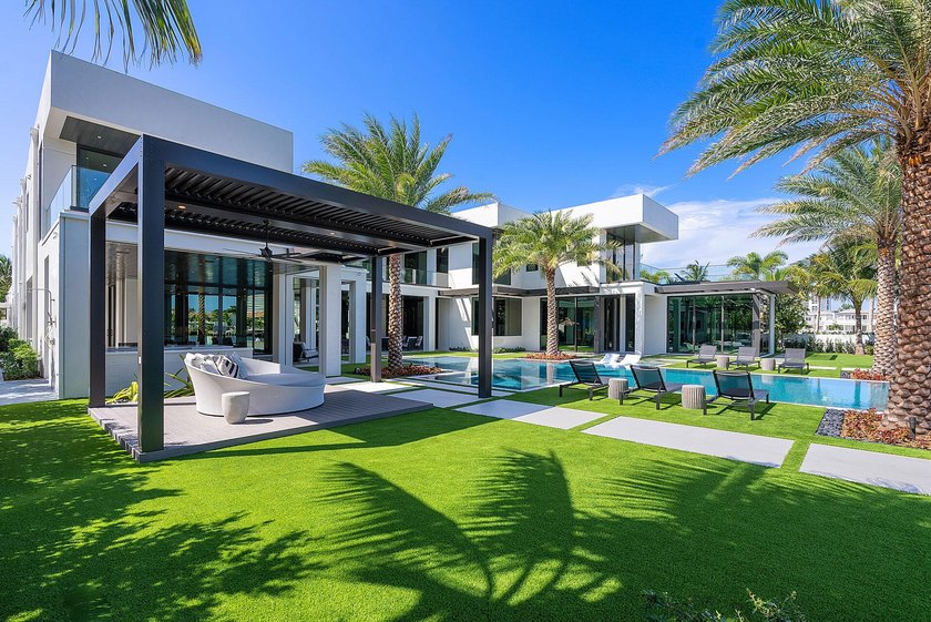 Introducing an exquisite Intracoastal Signature Estate by SRD - photo 13