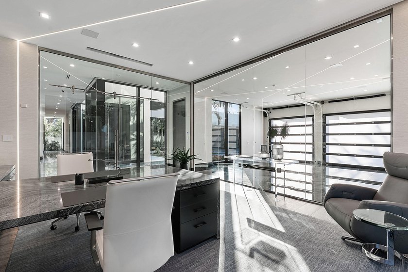 Introducing an exquisite Intracoastal Signature Estate by SRD - photo 28