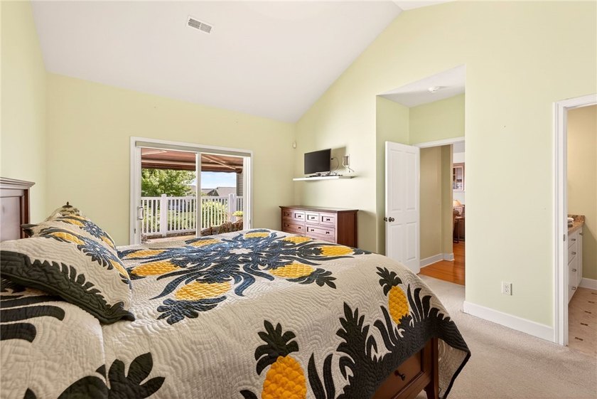 Welcome to 3238 Abbey Road, where luxury meets maintenance-free - photo 32