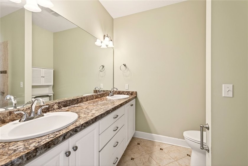 Welcome to 3238 Abbey Road, where luxury meets maintenance-free - photo 34