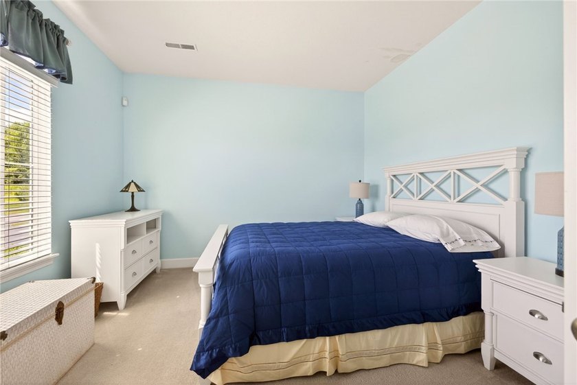 Welcome to 3238 Abbey Road, where luxury meets maintenance-free - photo 37