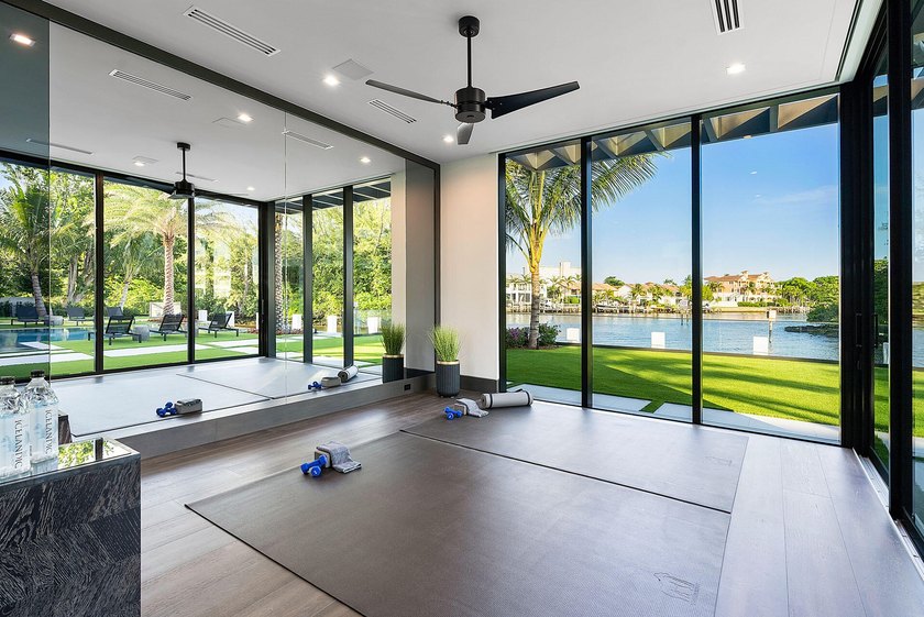Introducing an exquisite Intracoastal Signature Estate by SRD - photo 37