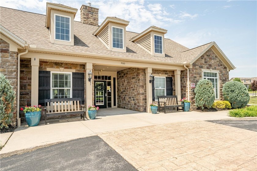 Welcome to 3238 Abbey Road, where luxury meets maintenance-free - photo 42