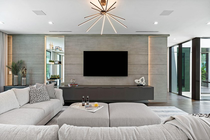 Introducing an exquisite Intracoastal Signature Estate by SRD - photo 43
