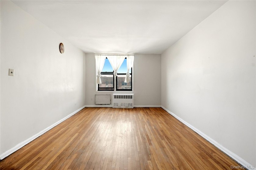 Welcome to this wonderful 2 bedroom unit in the desirable - photo 9