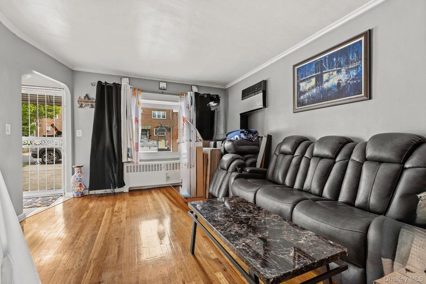 Welcome to 2027 Mayflower Avenue, a classic brick single family - photo 4