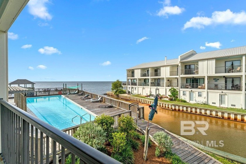 Charming furnished getaway on Mobile Bay. This 2-bedroom, 2 - photo 3
