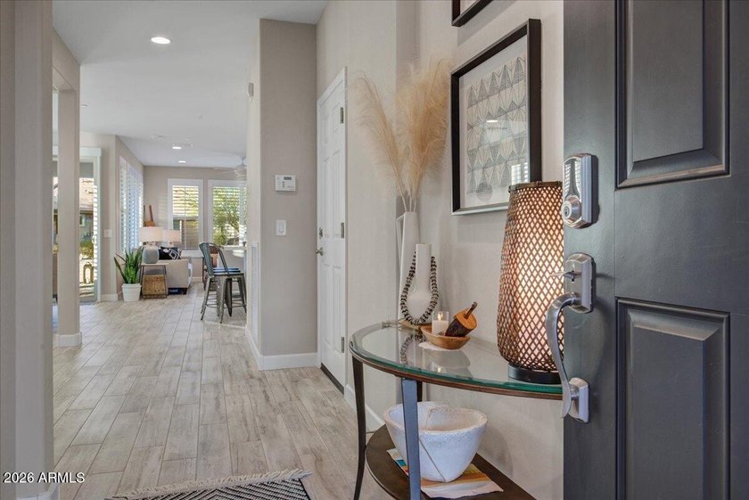 SPECTECULAR VIEWS &amp; CORNER HOMESITE! This BEAUTIFULLY UPGRADED - photo 3