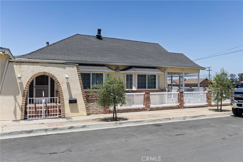 Located in the highly desirable community of Old Orcutt, this - photo 50