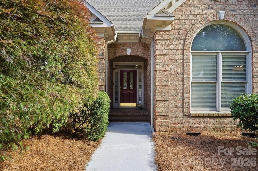 Welcome to 13101 Darby Chase Drive, a beautifully updated - photo 4