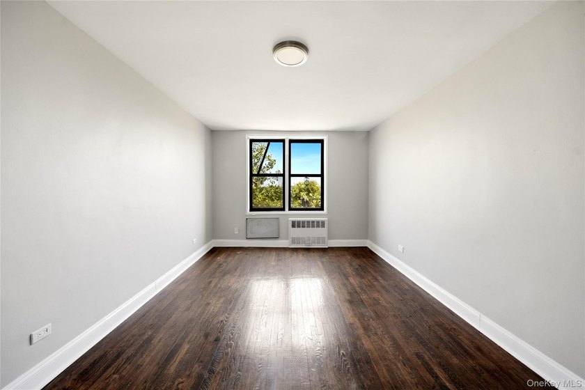 Welcome to this newly renovated 1 bedroom unit in the desirable - photo 7