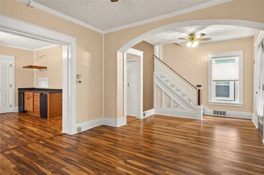 Packed with charm, space and updates, welcome to 113 - photo 10